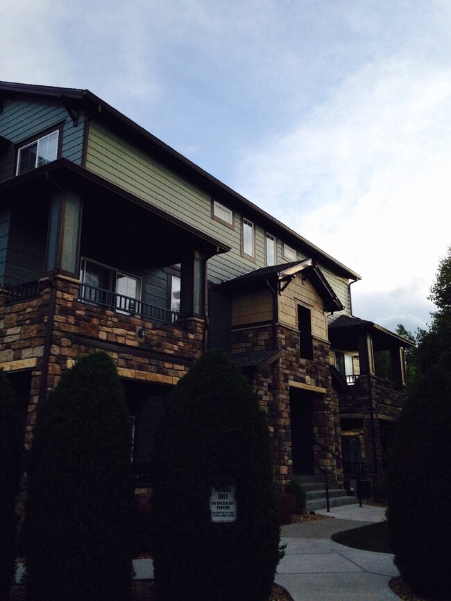 5255 Memphis St in Denver, CO - Foto de edificio - Building Photo