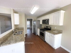 2215 Sprucewood Dr NW in Acworth, GA - Building Photo - Building Photo