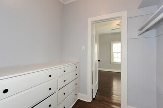 106 E Lomita Ave in Glendale, CA - Foto de edificio - Building Photo