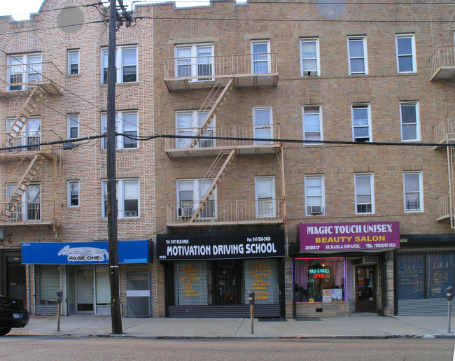 2913 Middletown Rd in Bronx, NY - Building Photo - Building Photo