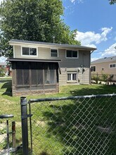 20110 Abrahm St in Clinton Township, MI - Building Photo - Building Photo