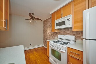 1626 W Estes Ave in Chicago, IL - Building Photo - Building Photo