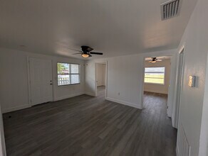 6201 N 38th St in Tampa, FL - Building Photo - Building Photo