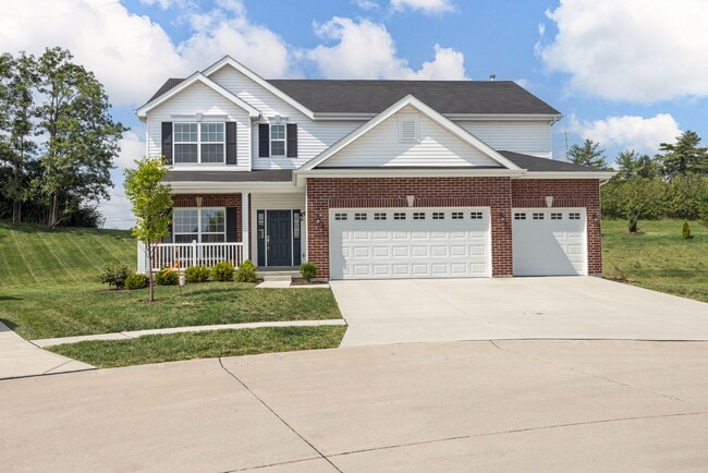 1024 Miremont Dr in Manchester, MO - Foto de edificio - Building Photo