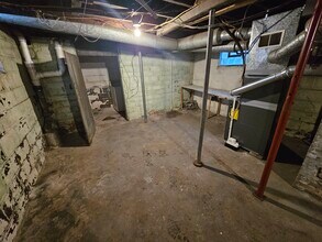 1014 Indiana Ave in Glassport, PA - Foto de edificio - Building Photo