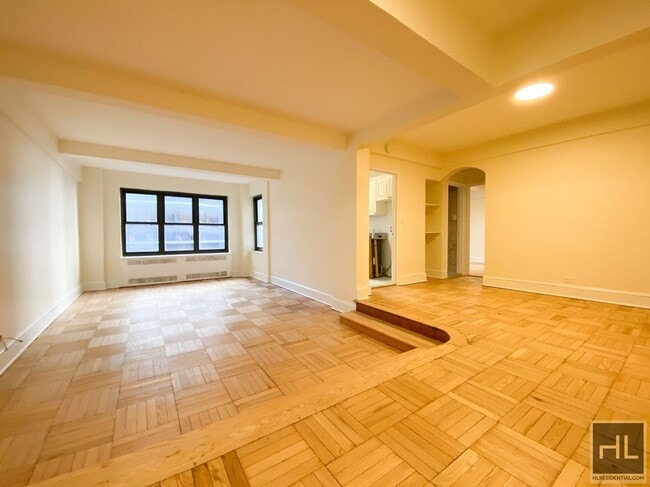 EAST 56 STREET, Unit 7L
