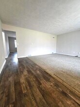 714 N Bridge St in Yorkville, IL - Building Photo - Building Photo