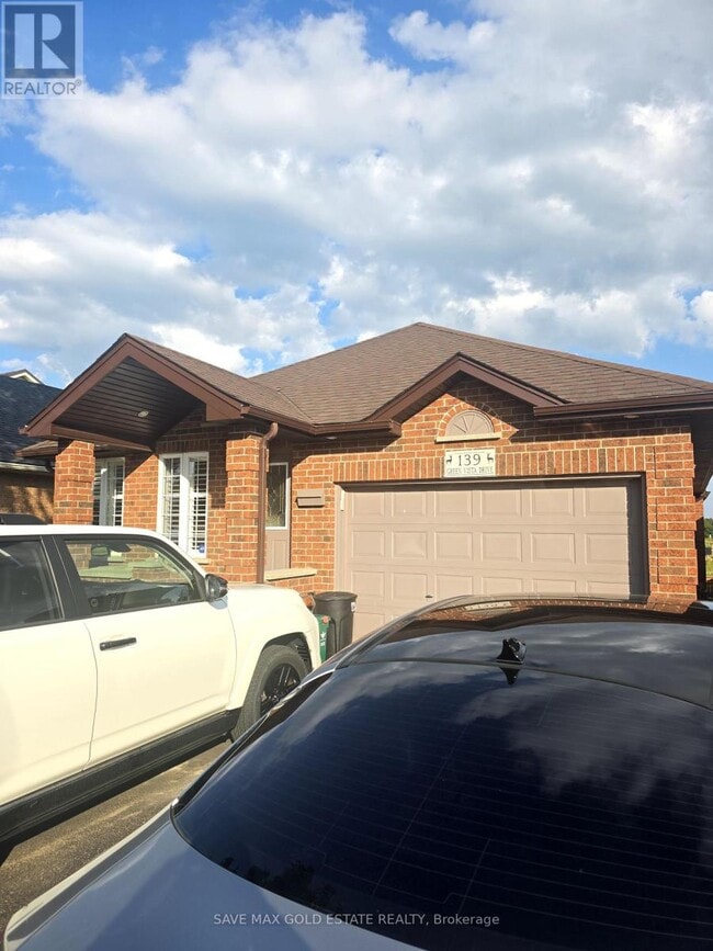 property at 139 Green Vista Dr