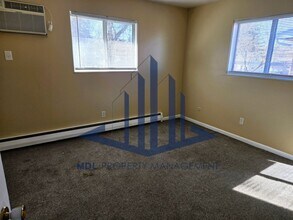 2215 Weiss St in Saginaw, MI - Building Photo - Building Photo