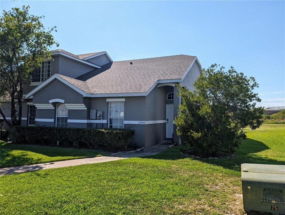 13940 Corrine Key Pl in Orlando, FL - Building Photo