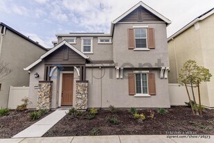 4016 Matterhorn Pl in Roseville, CA - Building Photo