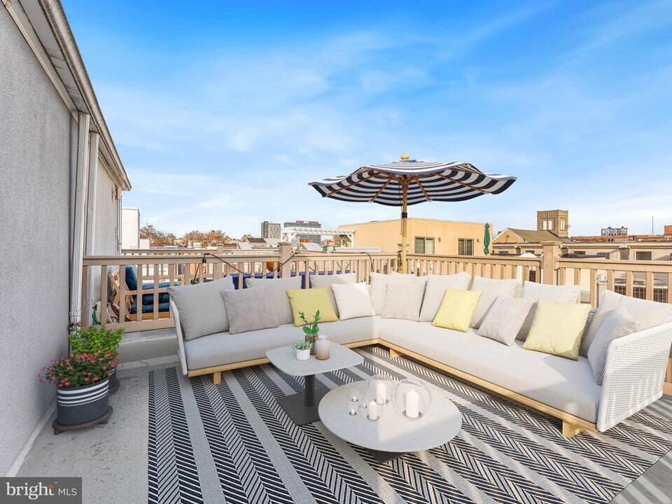837 N 16th St-Unit -4 in Philadelphia, PA - Building Photo