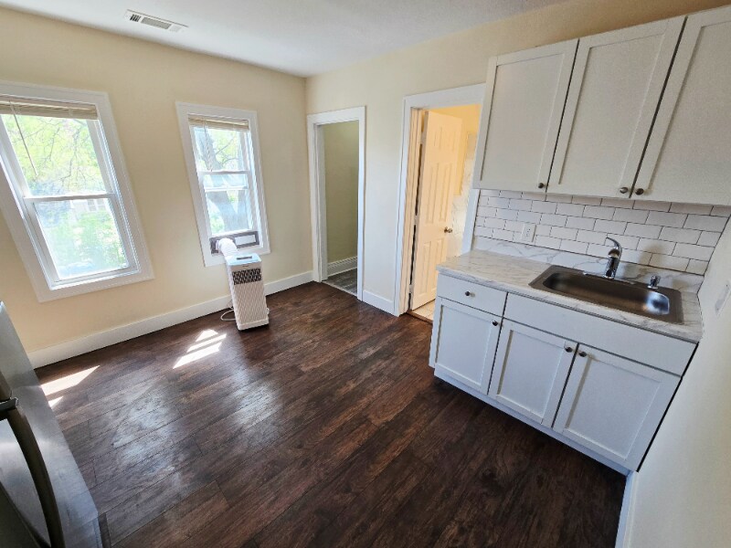 717 31st Ave N in Minneapolis, MN - Building Photo