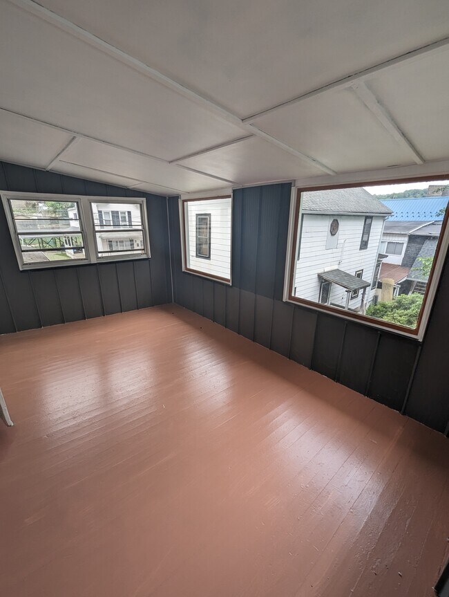 138 E Laurel St Rentals in Minersville, PA