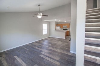 1332 Godas Cir in Columbia, MO - Building Photo - Building Photo