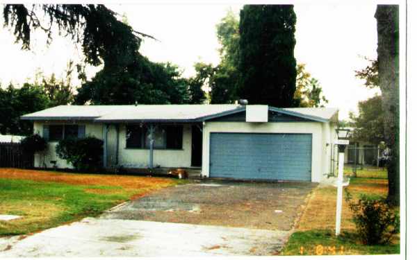 11440-11448 Cherrylee Dr in El Monte, CA - Building Photo - Building Photo