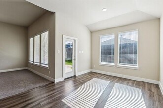 5408 Fairdale Dr in Denton, TX - Building Photo - Building Photo