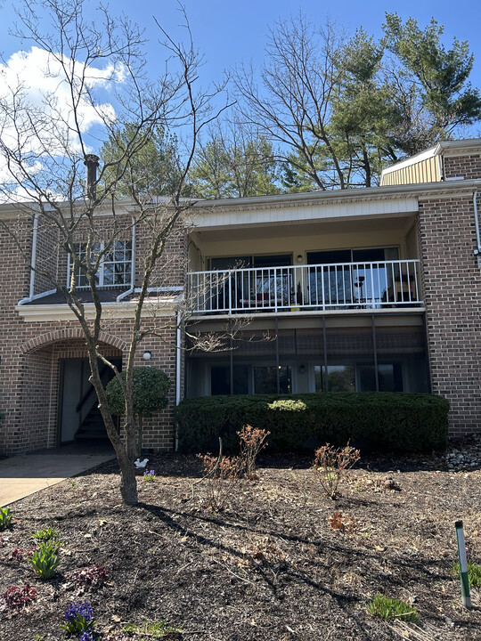 8C Olympic Dr, Unit 8C Flying Hills in Reading, PA - Foto de edificio