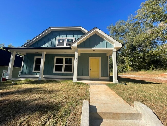 property at 892 Waddell St