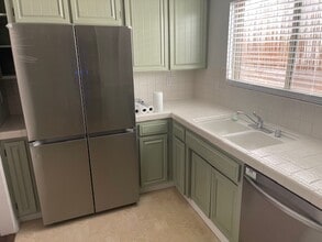 1416 S Barrington Ave, Unit #2 in Los Angeles, CA - Building Photo - Building Photo