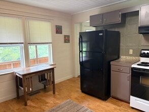 3837 Old Hendersonville Hwy in Pisgah Forest, NC - Building Photo - Building Photo