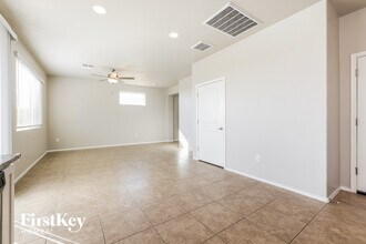 200 Imperial Ct in Vail, AZ - Building Photo - Building Photo