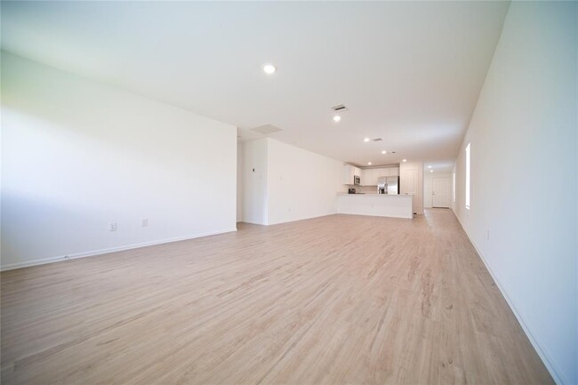 4114 Oakland Vw St in Baytown, TX - Building Photo - Building Photo