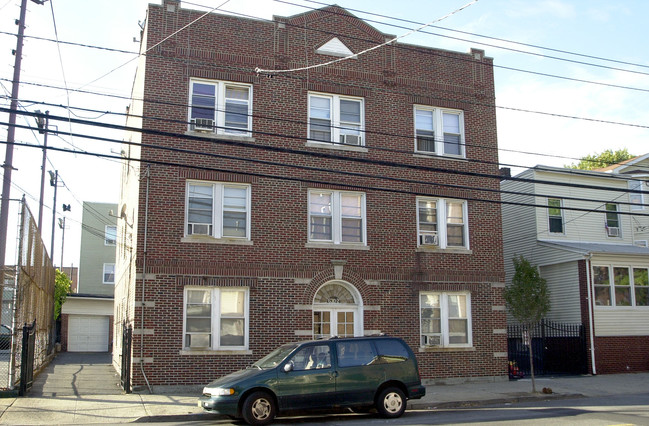 630-632 N 6th St in Newark, NJ - Building Photo - Building Photo