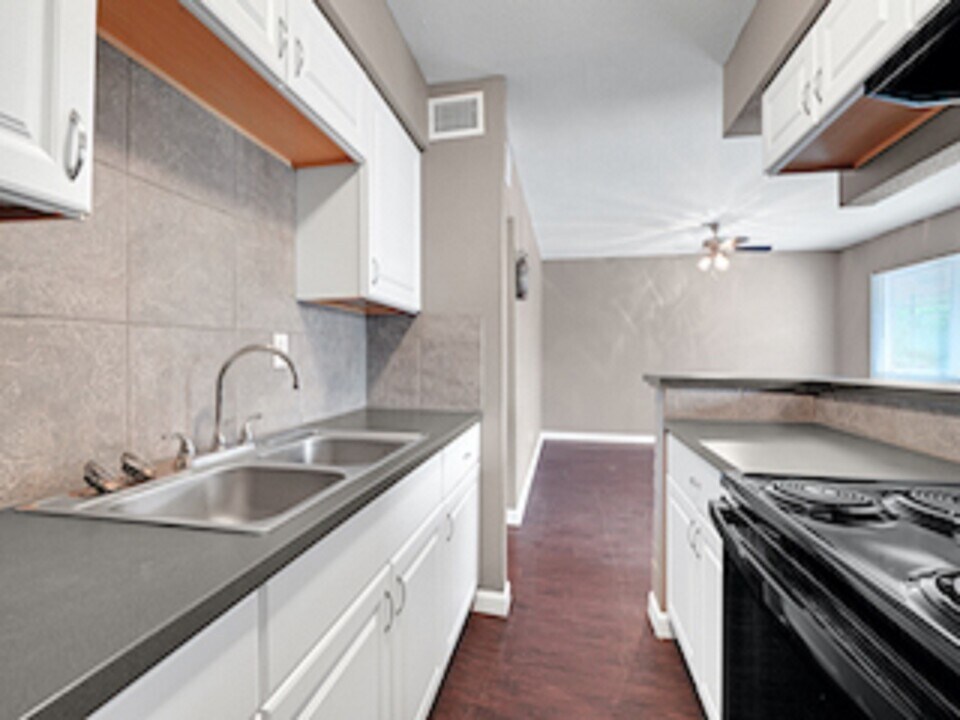 3031 Sumpter St in Houston, TX - Building Photo