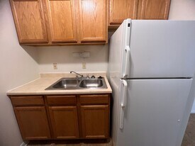 1819 University Dr in Cedar Falls, IA - Building Photo