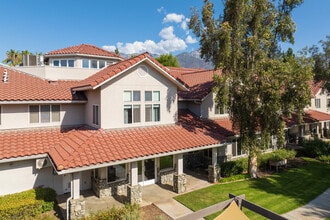 Holiday Valencia Commons in Rancho Cucamonga, CA - Building Photo - Building Photo