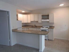 1122 N H St, Unit 16 in Lake Worth Beach, FL - Building Photo - Building Photo