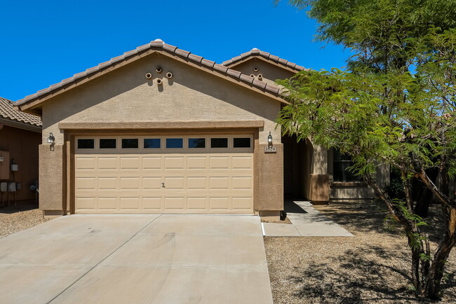 property at 1824 W Kuralt Dr