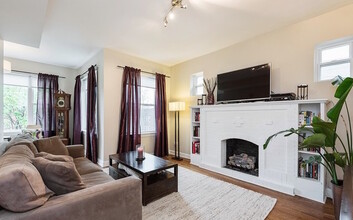 4857 N Avers Ave in Chicago, IL - Building Photo - Building Photo