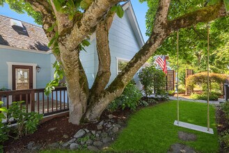 185 2nd Ave SE in Issaquah, WA - Building Photo - Building Photo