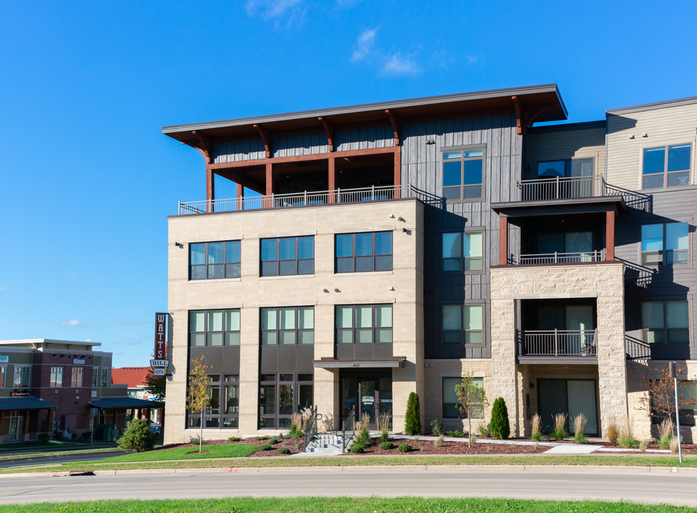 Watts Hill Apartments in Madison, WI - Building Photo