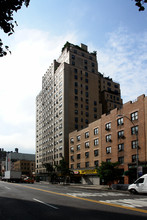 251-253 8th Ave in New York, NY - Building Photo - Building Photo