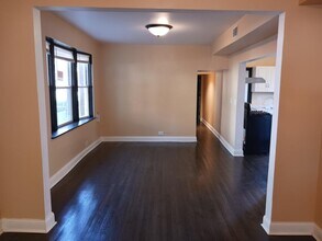 3457 N Lowell Ave, Unit Garden in Chicago, IL - Building Photo - Building Photo