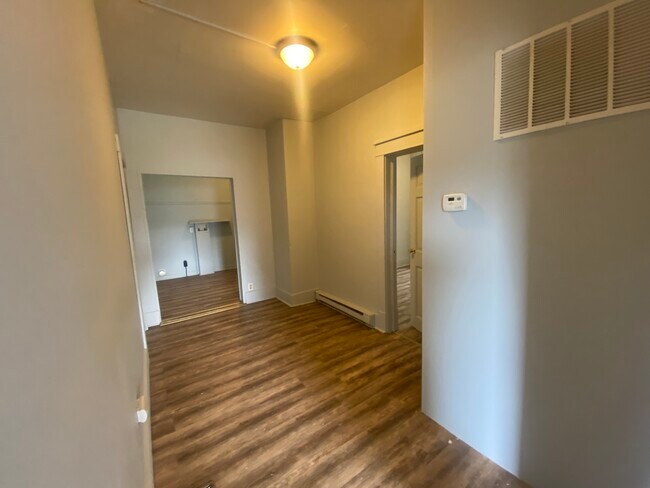 13 S Alexander St in Danville, IL - Building Photo - Building Photo