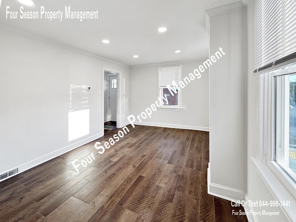300 E Franklin St in Hagerstown, MD - Building Photo