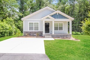 1907 Bay St in Cayce, SC - Building Photo