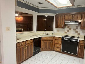 7640 Grassland Dr in Fort Worth, TX - Building Photo - Building Photo
