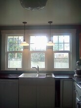 1002 E Victor St in Bellingham, WA - Building Photo - Building Photo