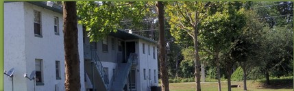 Merrill Oaks Apartments in Jacksonville, FL - Building Photo - Building Photo