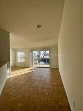 2504 Woodgate Blvd in Orlando, FL - Building Photo - Building Photo