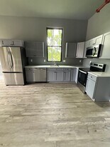 70 Webster St in Worcester, MA - Building Photo