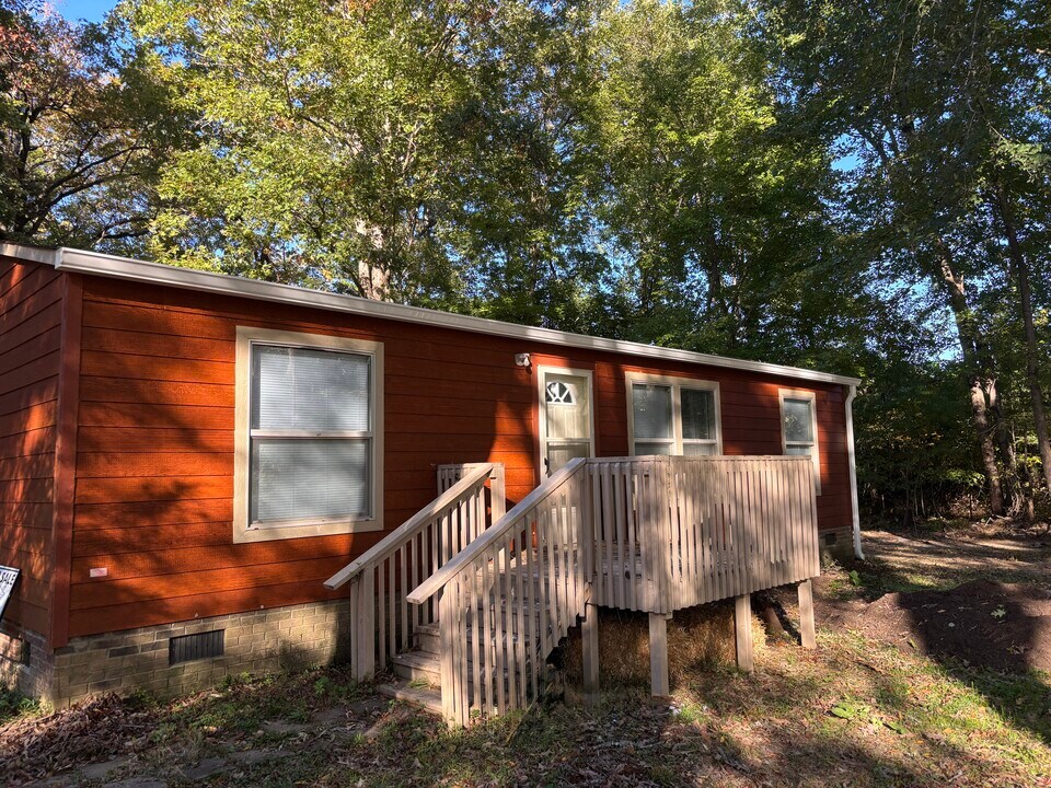 18 Sols Pl in Pittsboro, NC - Building Photo