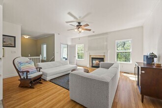 2 Churchwell Ct in Bentonville, AR - Building Photo - Building Photo