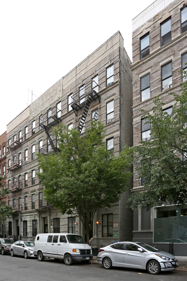 142 W 139th St in New York, NY - Building Photo - Building Photo