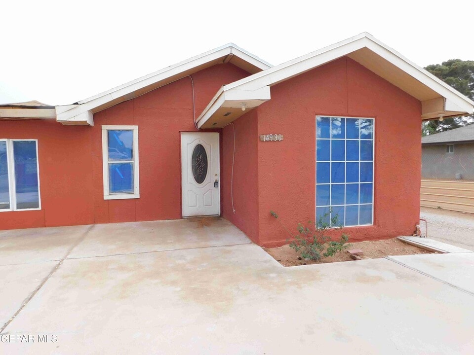 14930 Karen Kay Dr in El Paso, TX - Building Photo